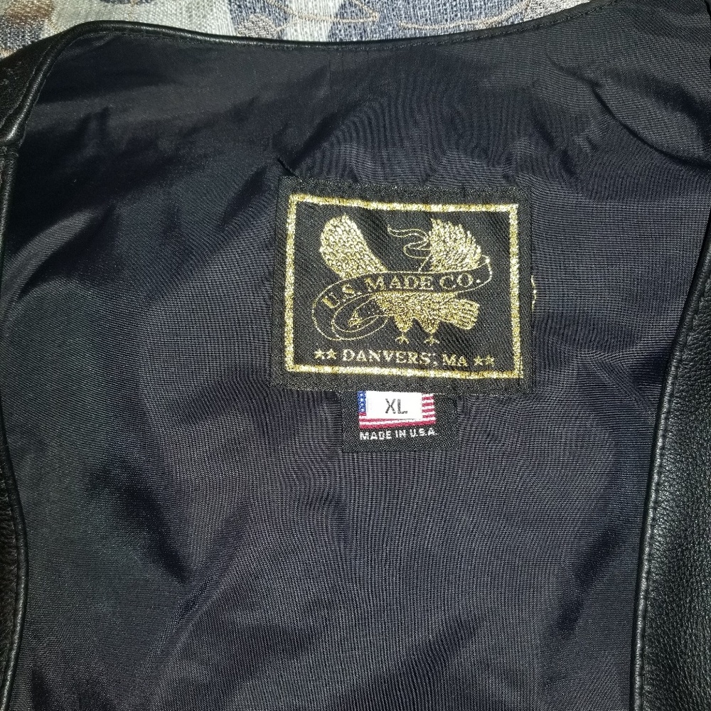 Mens leather Motorcycle Vest - Picture 6 of 8